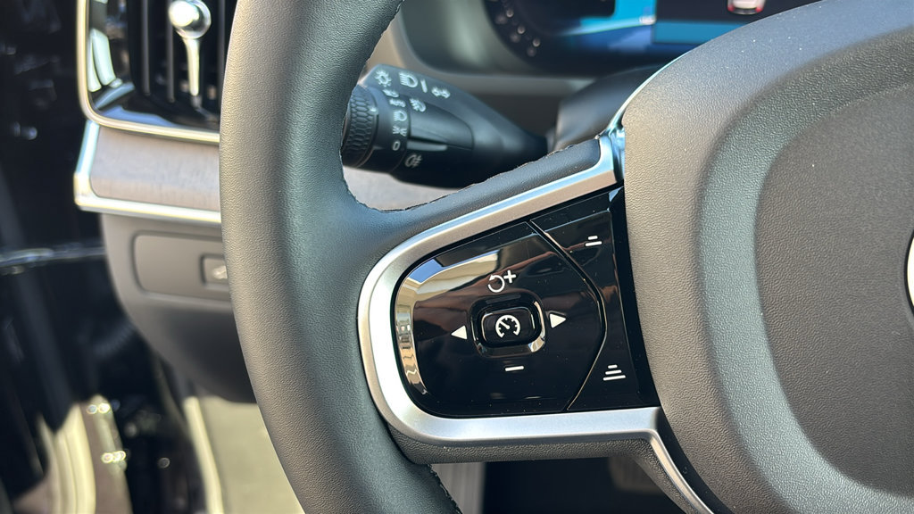 New 2026 Volvo XC90 B6 Ultra w/ Protection Package AWD/4WD image 17