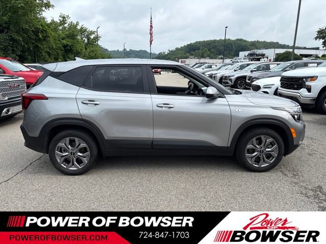 Used 2024 Kia Seltos LX AWD/4WD image 6