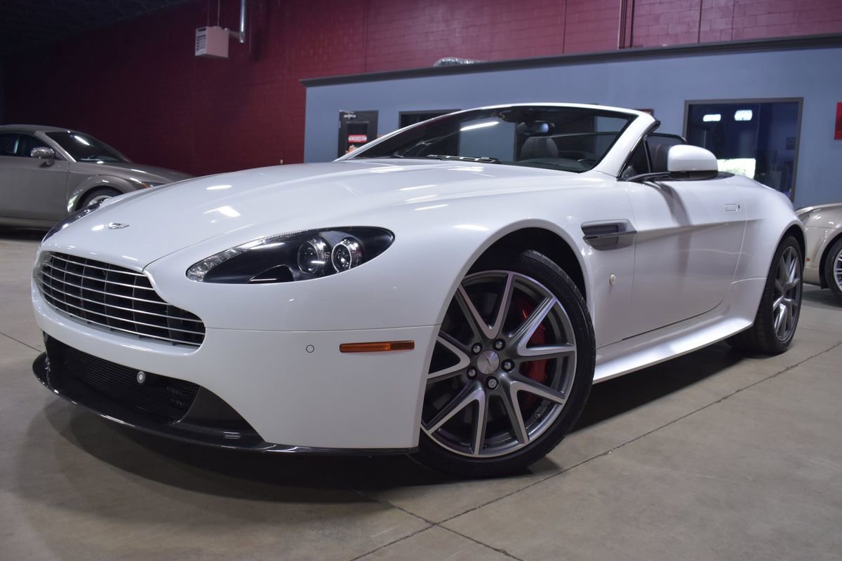 Used 2014 Aston Martin V8 Vantage S image 4