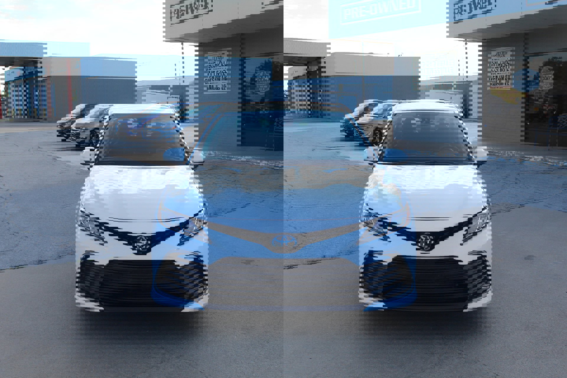 Used 2024 Toyota Camry LE image 12