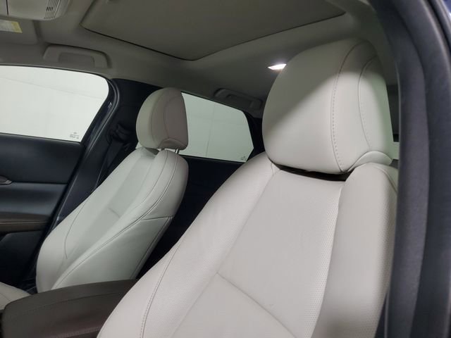 Used 2023 MAZDA CX-30 AWD 2.5 S w/ Premium Package image 20