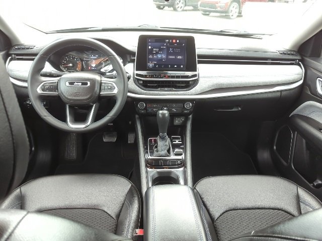 Certified 2022 Jeep Compass Latitude image 7