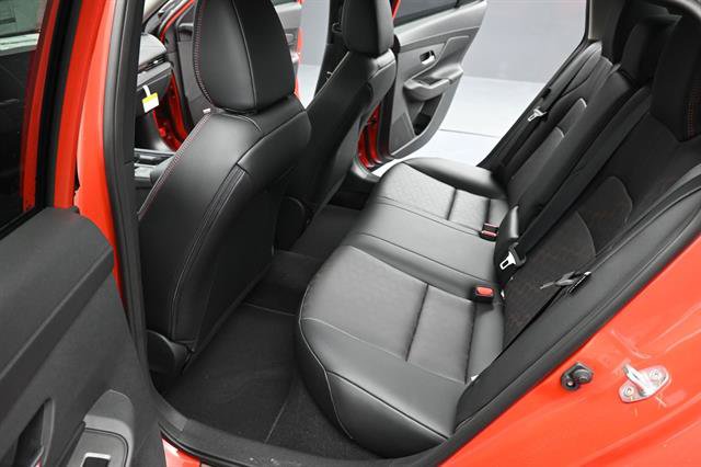 Used 2026 Nissan Sentra SR w/ SR Premium Package FWD image 11