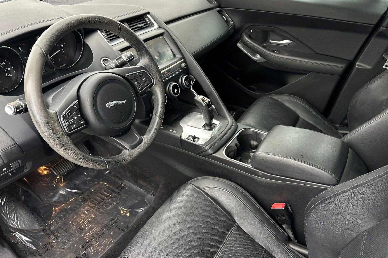 Used 2020 Jaguar E-PACE image 10