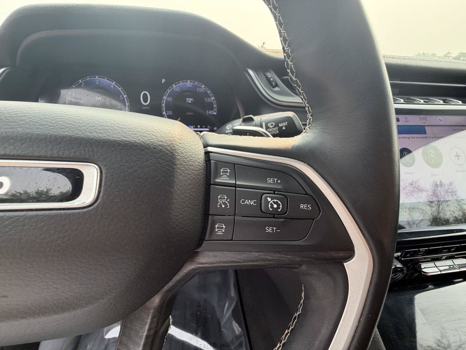 Used 2021 Jeep Grand Cherokee L Limited AWD/4WD image 15