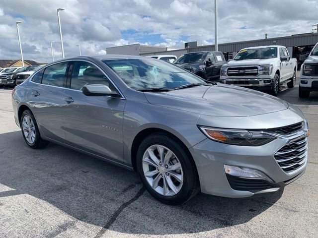 Used 2025 Chevrolet Malibu LT