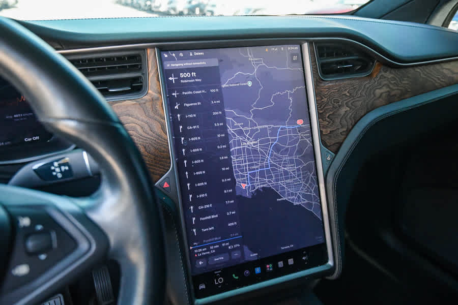 Used 2020 Tesla Model X Long Range AWD/4WD image 20