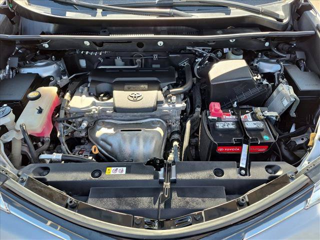 Used 2018 Toyota RAV4 LE w/ All Weather Liner Package FWD image 23