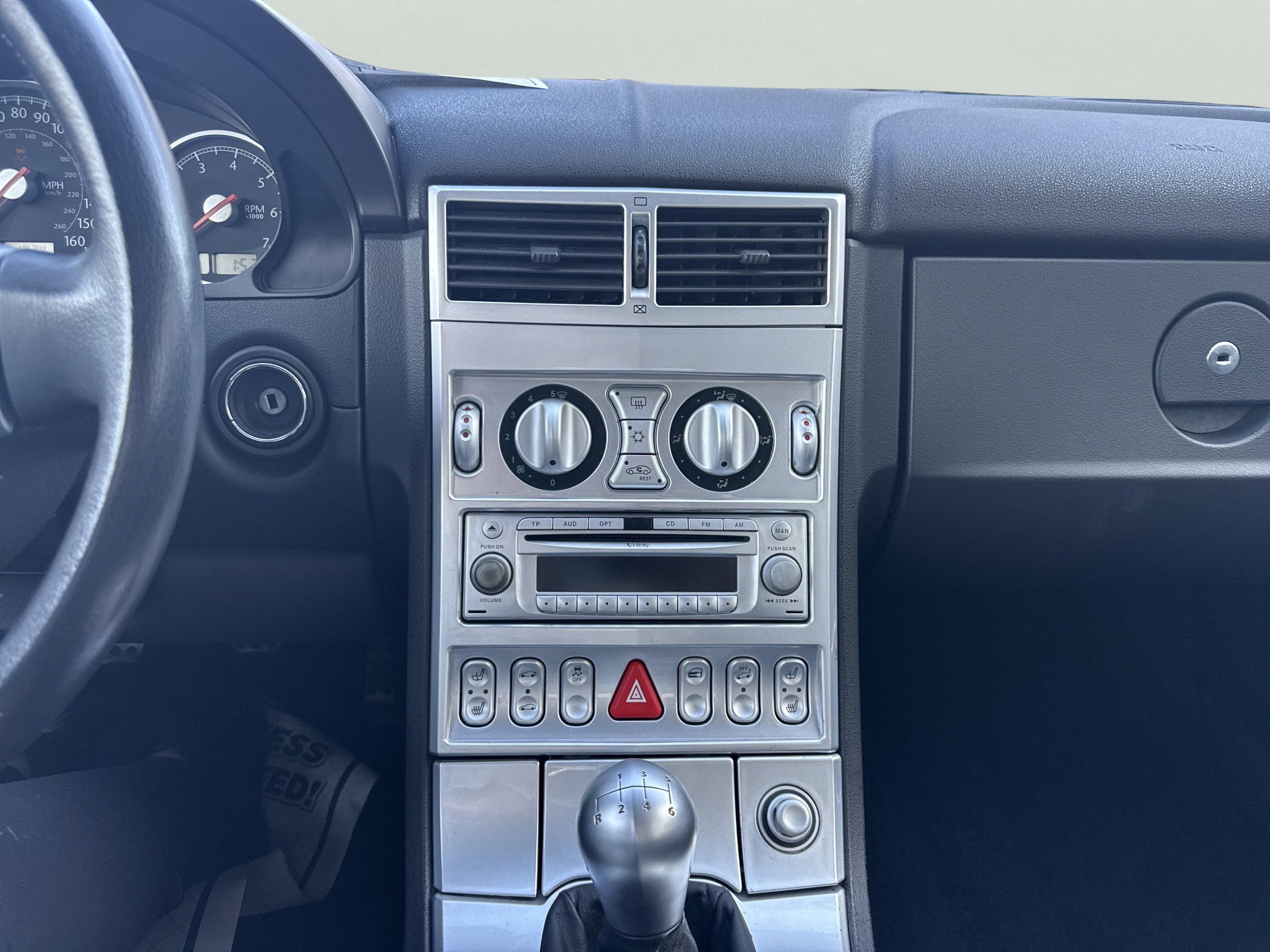 Used 2004 Chrysler Crossfire Coupe image 11