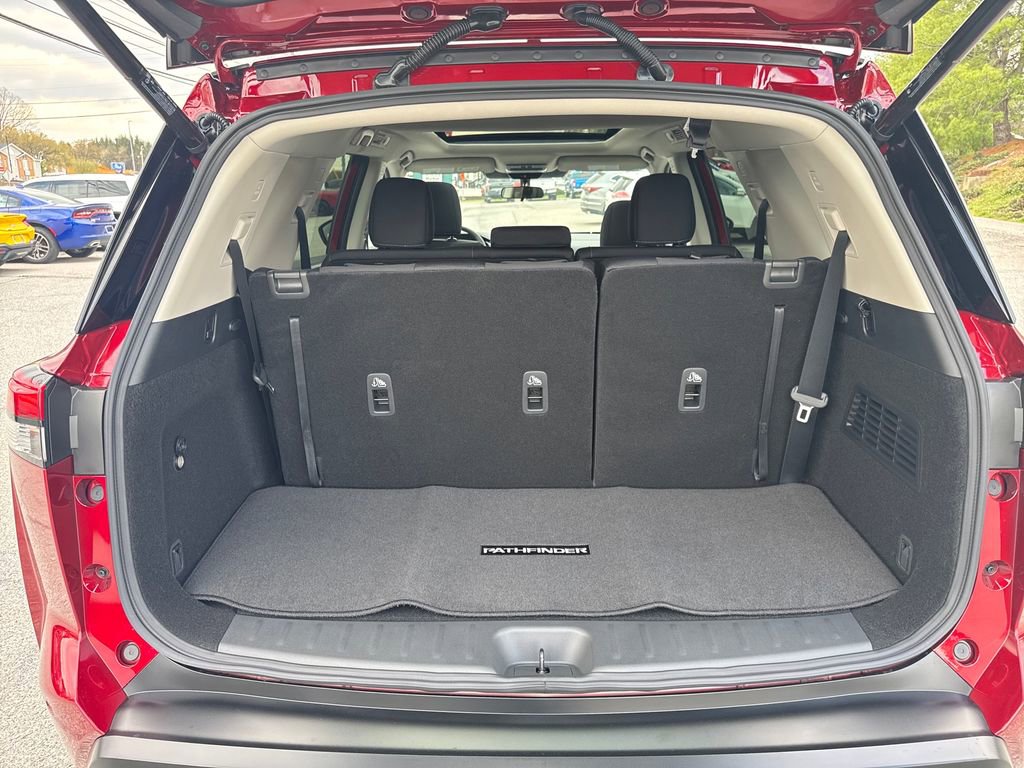 New 2026 Nissan Pathfinder SV w/ SV Premium Package image 24
