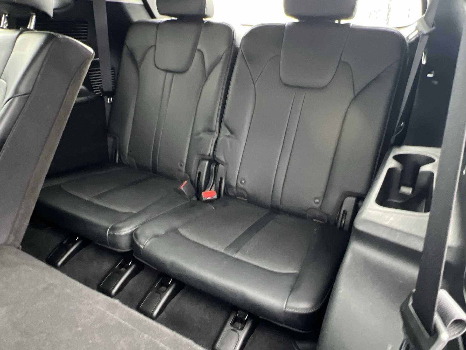 Used 2021 Kia Sorento S w/ Panoramic Sunroof Package image 24