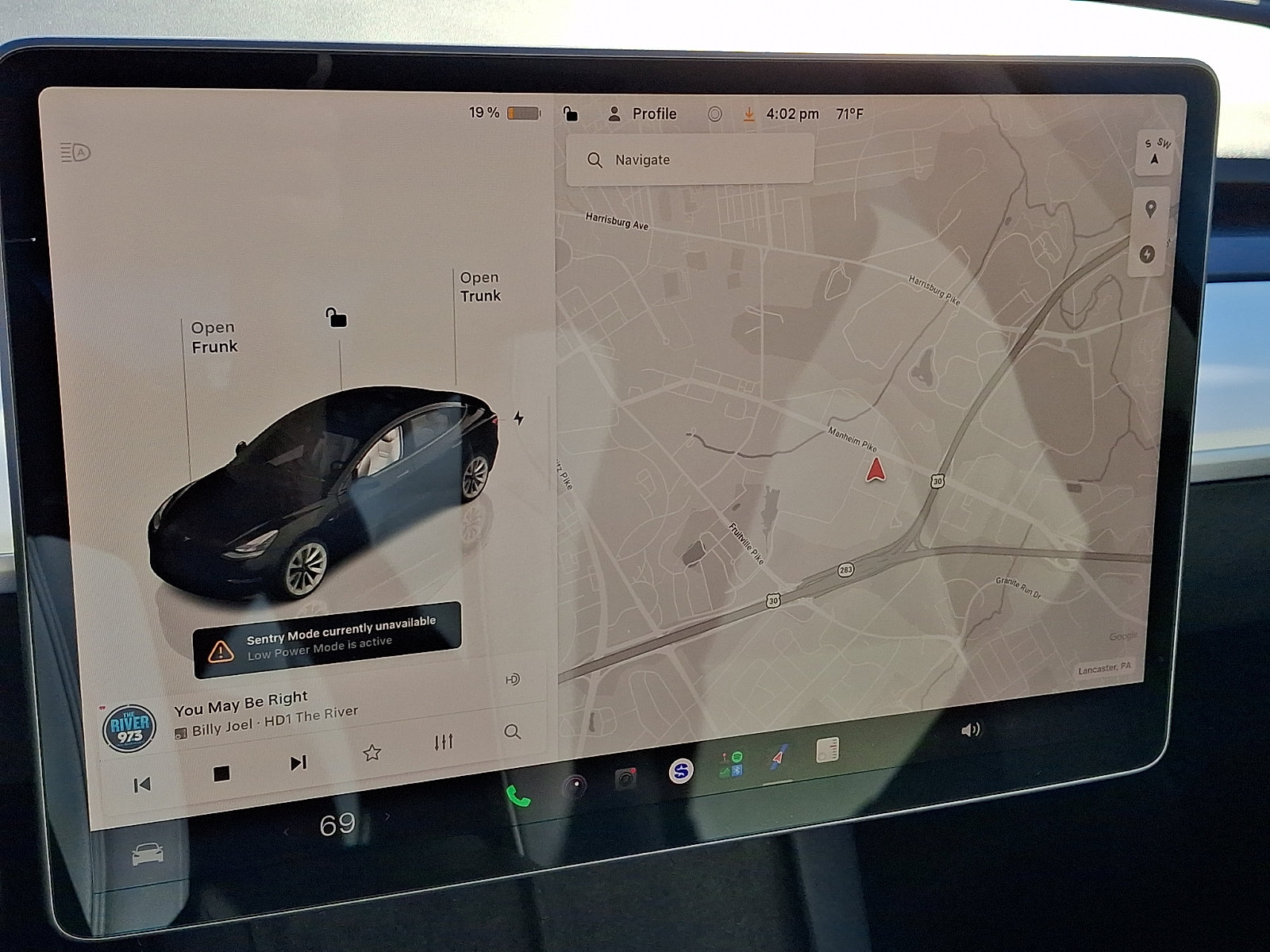 Used 2022 Tesla Model 3 Long Range AWD/4WD image 20