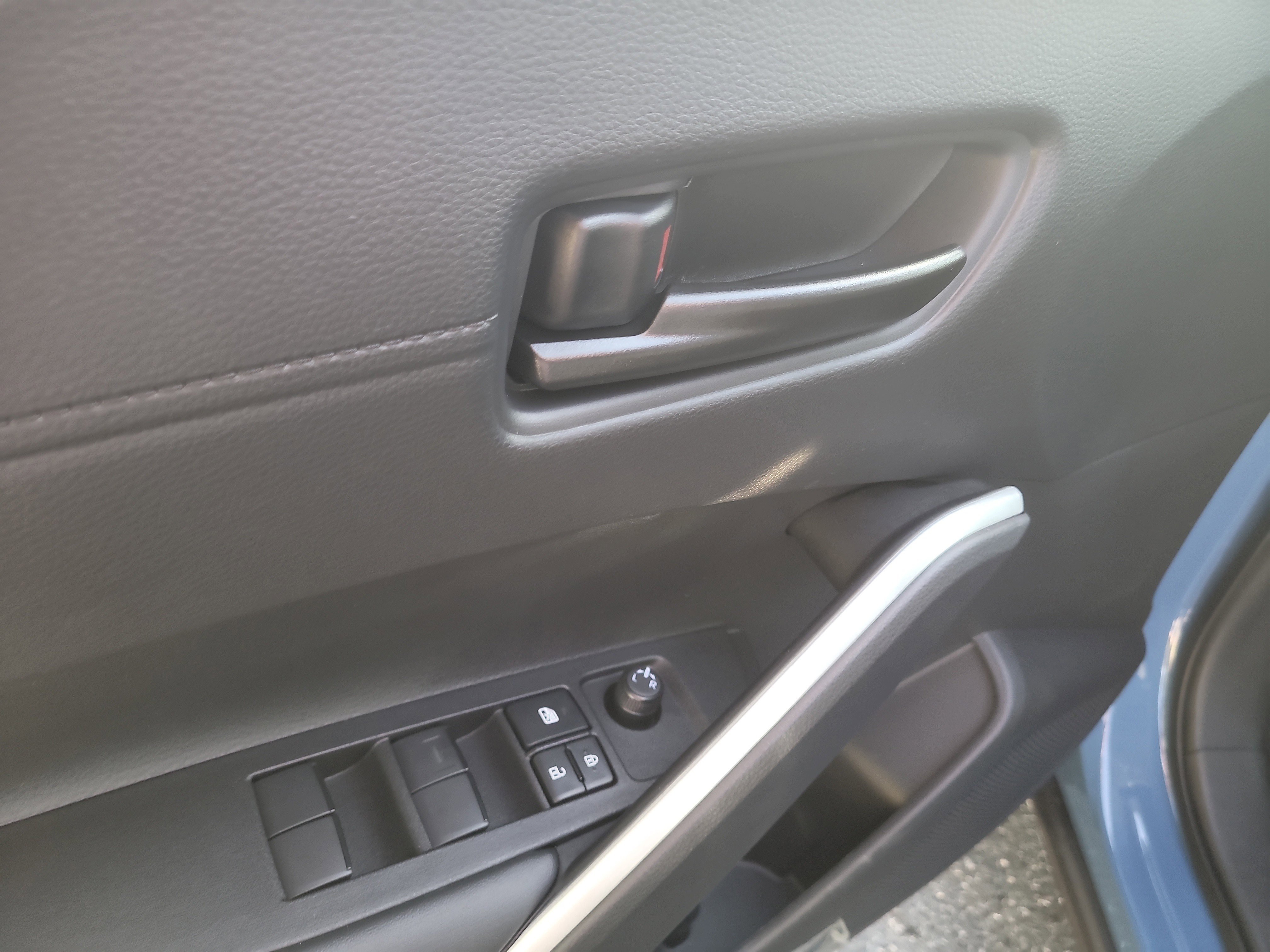 Certified 2026 Toyota Corolla Cross LE FWD image 18