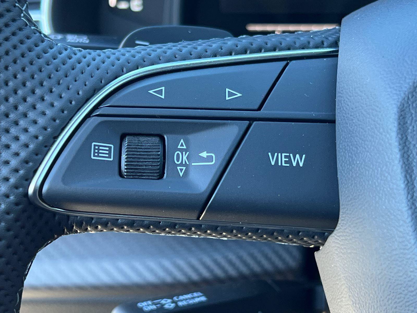New 2026 Audi SQ7 Premium Plus AWD/4WD image 18