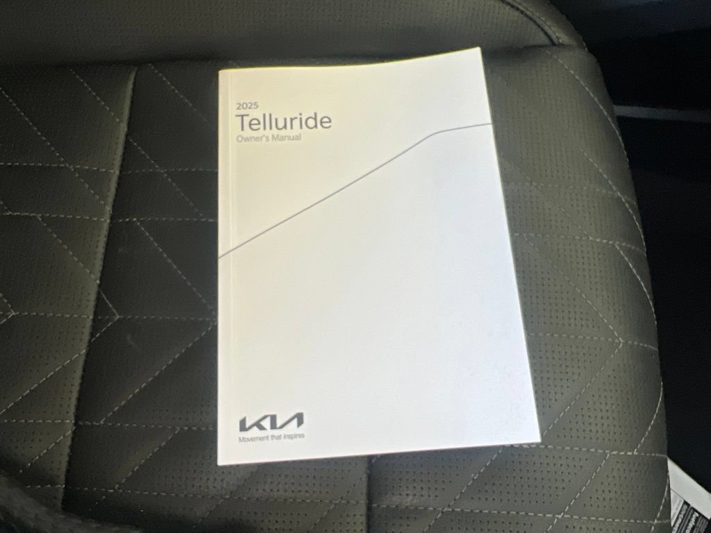 Certified 2025 Kia Telluride SX X-Line AWD/4WD image 28