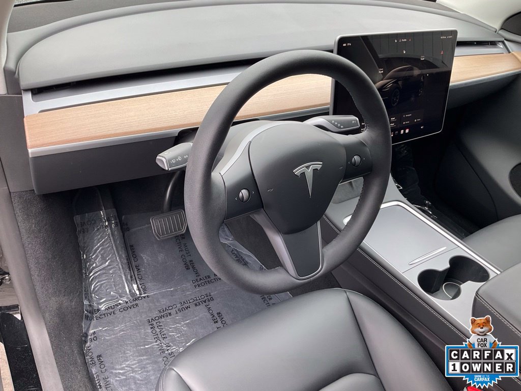 Used 2023 Tesla Model Y Long Range AWD/4WD image 16