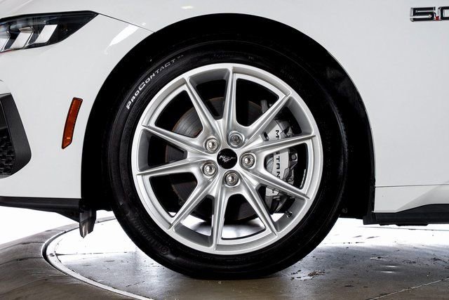 Used 2024 Ford Mustang GT Premium image 13