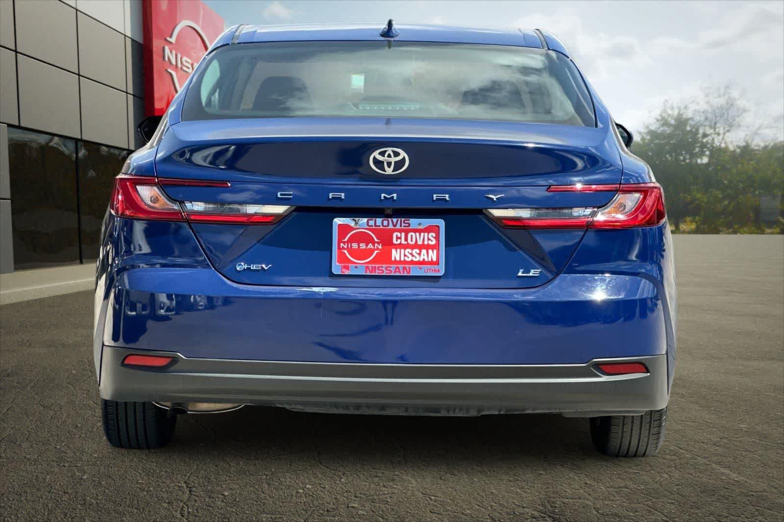 Used 2025 Toyota Camry LE FWD image 8
