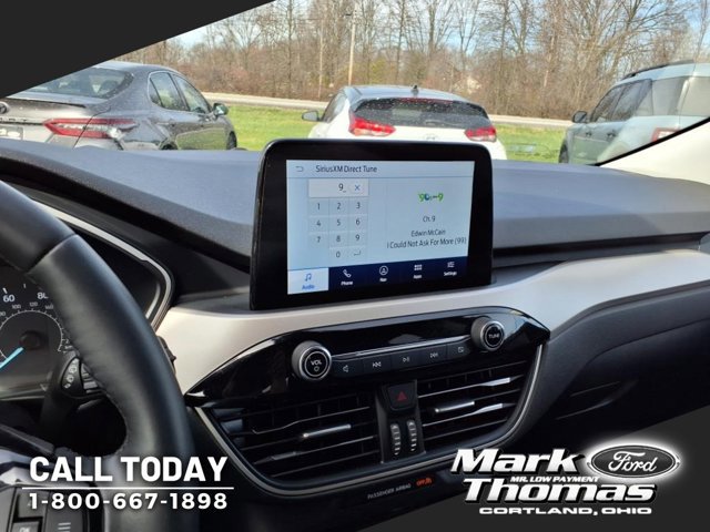 Used 2022 Ford Escape SE w/ Cold Weather Package image 17