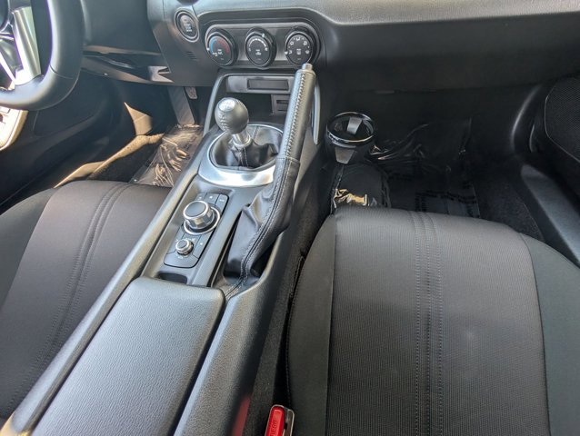 Used 2020 MAZDA MX-5 Miata Sport RWD image 17
