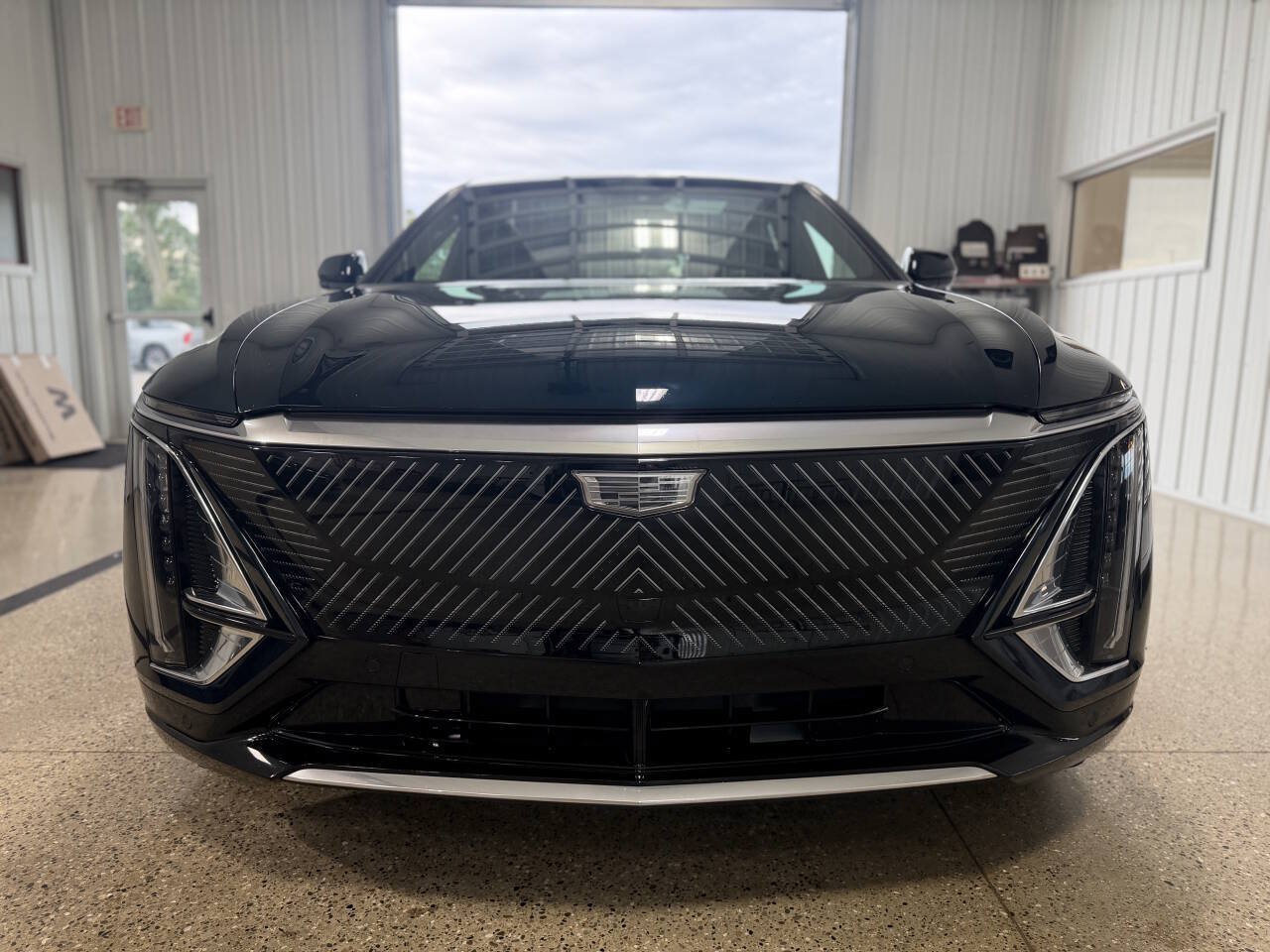 Used 2024 Cadillac Lyriq Tech w/ LPO, Floor Liner Package AWD/4WD image 38