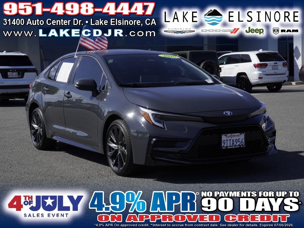 Used 2025 Toyota Corolla SE w/ SE Premium Package