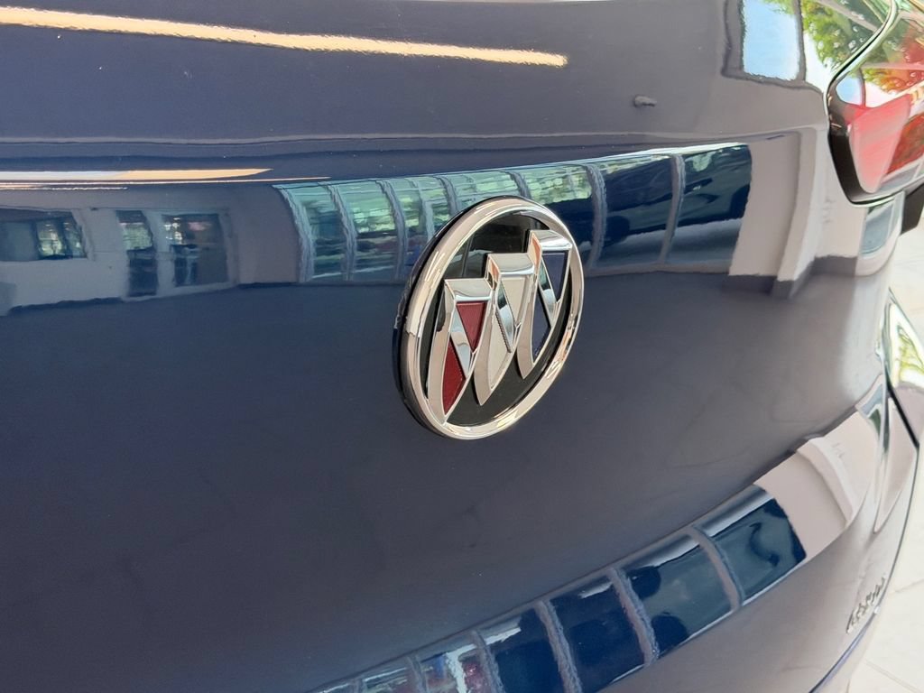 Certified 2023 Buick Encore GX Preferred FWD image 14