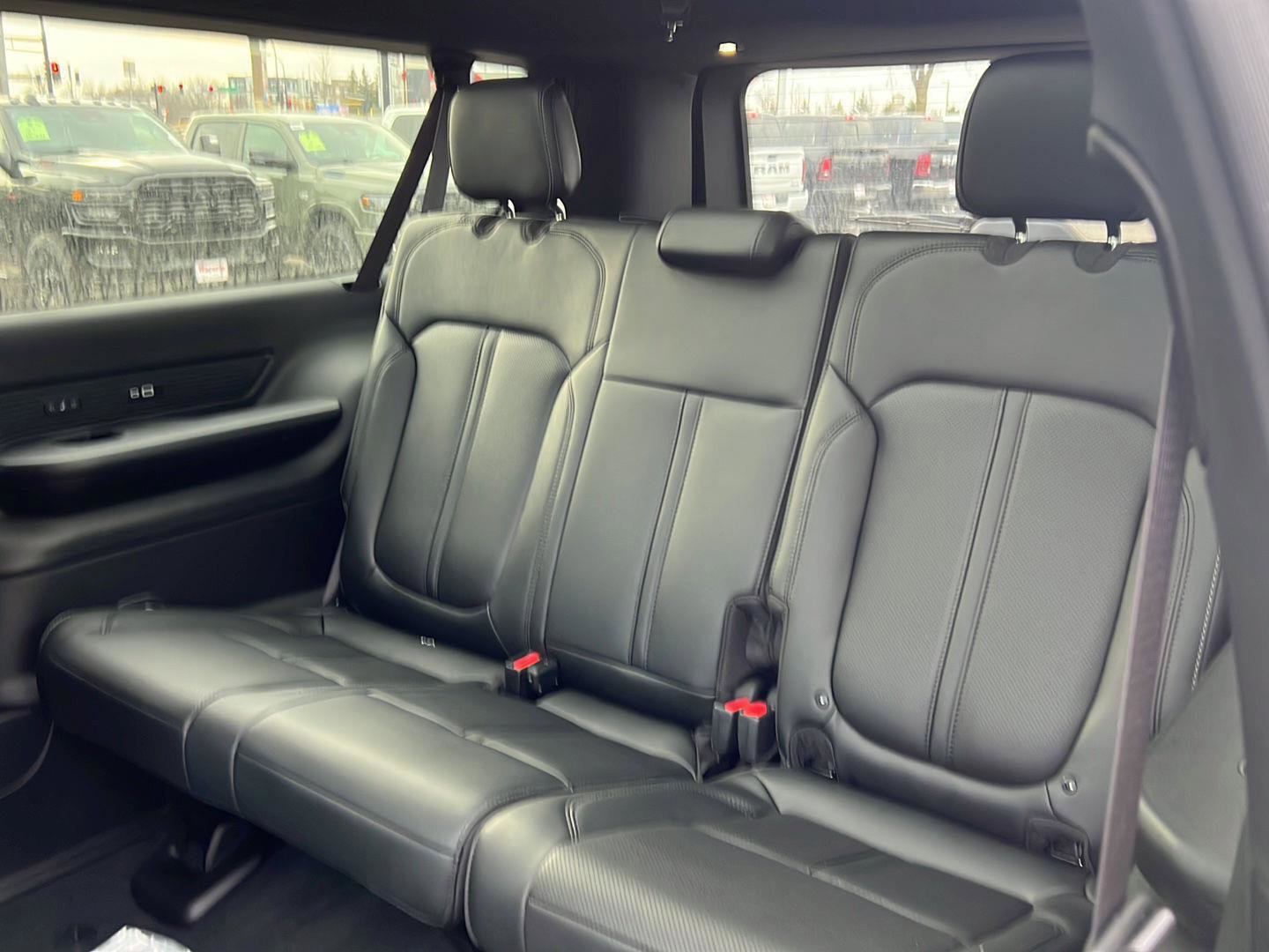 New 2026 Jeep Grand Wagoneer L Limited AWD/4WD image 23