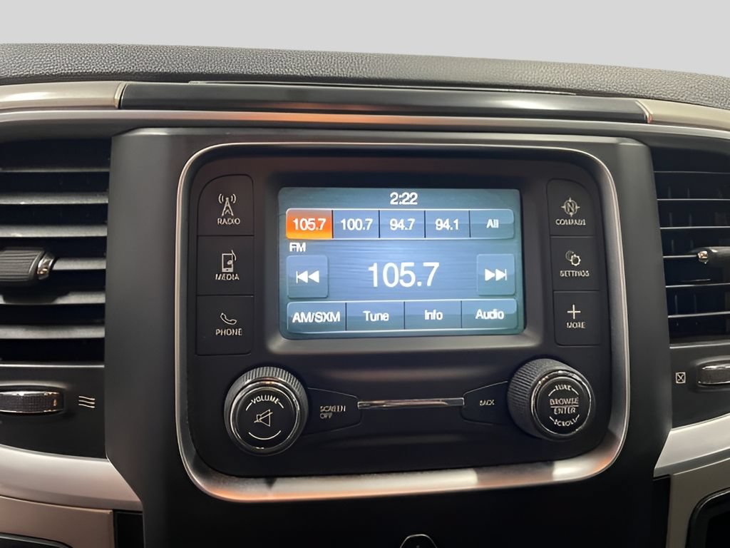 Used 2017 RAM 1500 Classic SLT AWD/4WD image 10