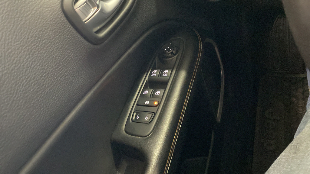 Used 2021 Jeep Compass Latitude w/ Convenience Group AWD/4WD image 21