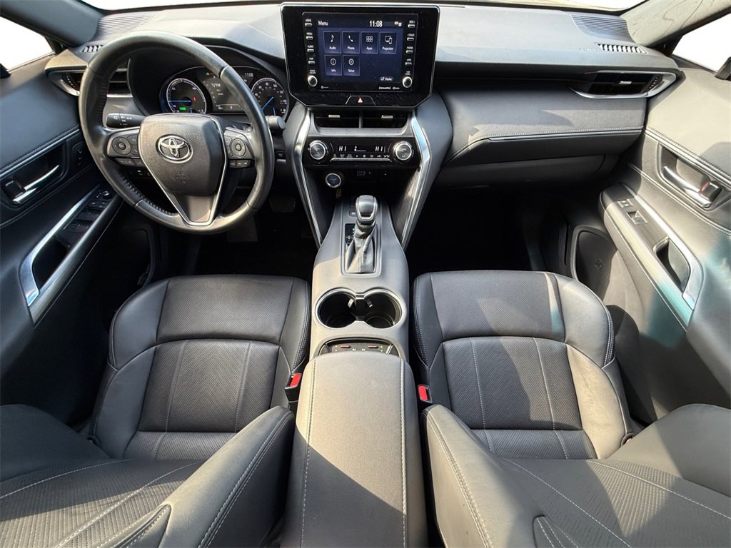 Used 2021 Toyota Venza XLE image 32