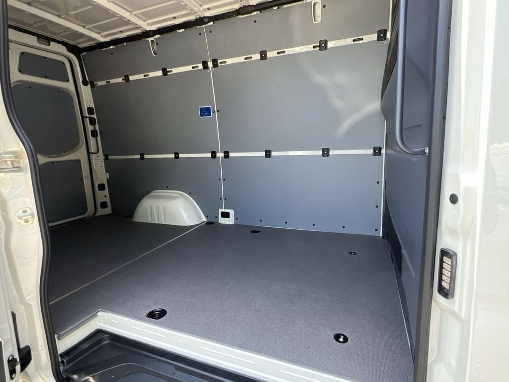 Certified 2025 Mercedes-Benz Sprinter 2500 image 23