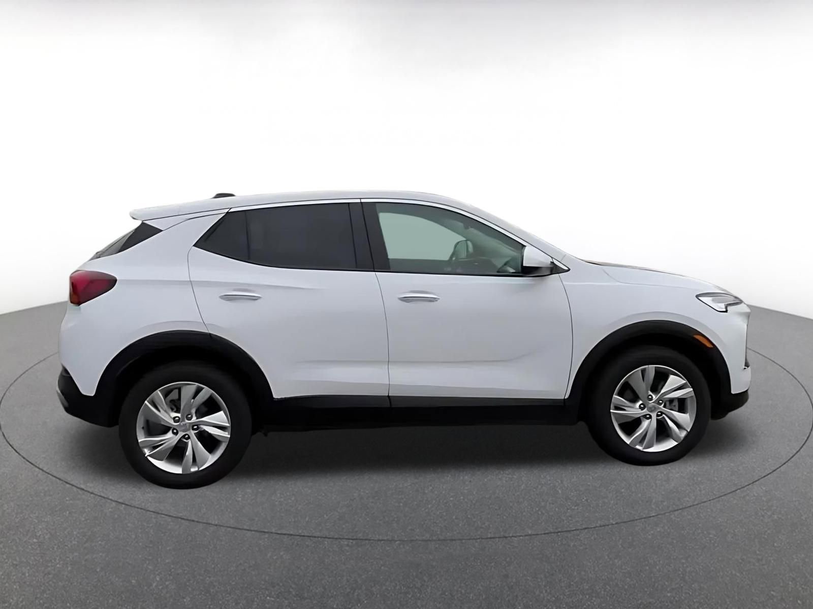 Used 2025 Buick Encore GX Preferred image 16