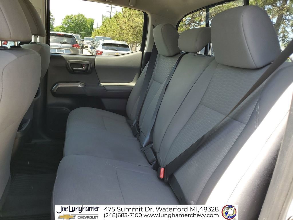 Used 2019 Toyota Tacoma SR5 RWD image 22