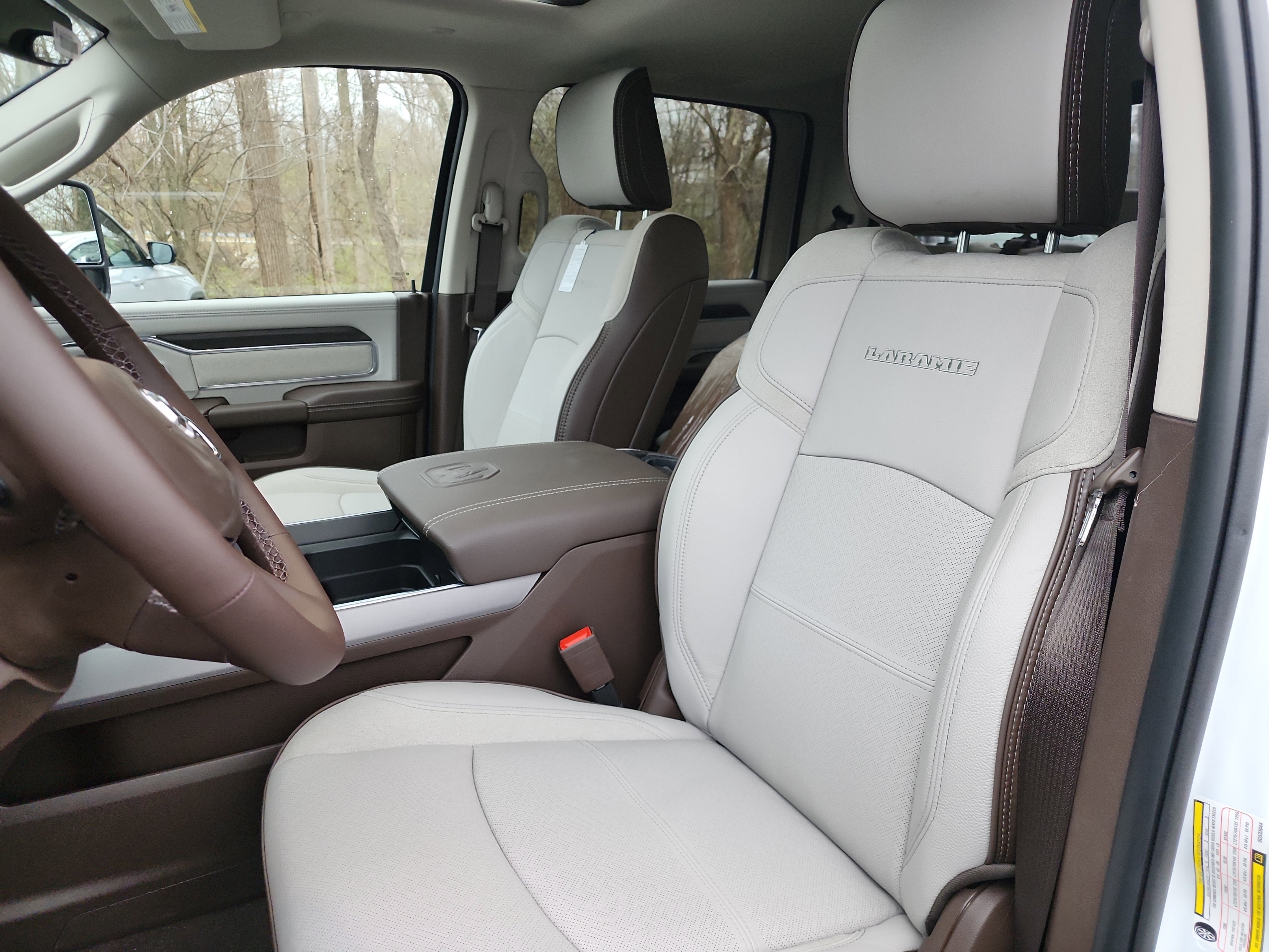 New 2025 RAM 2500 Laramie image 4