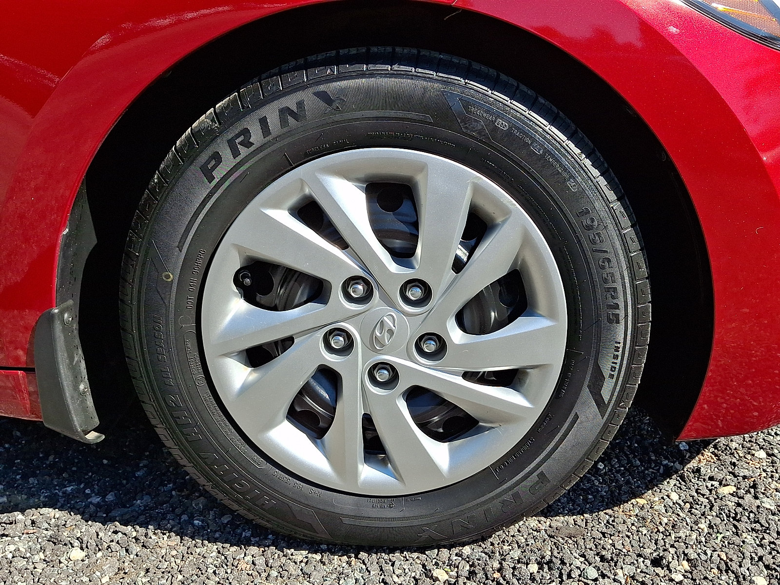 Used 2017 Hyundai Elantra SE FWD image 8