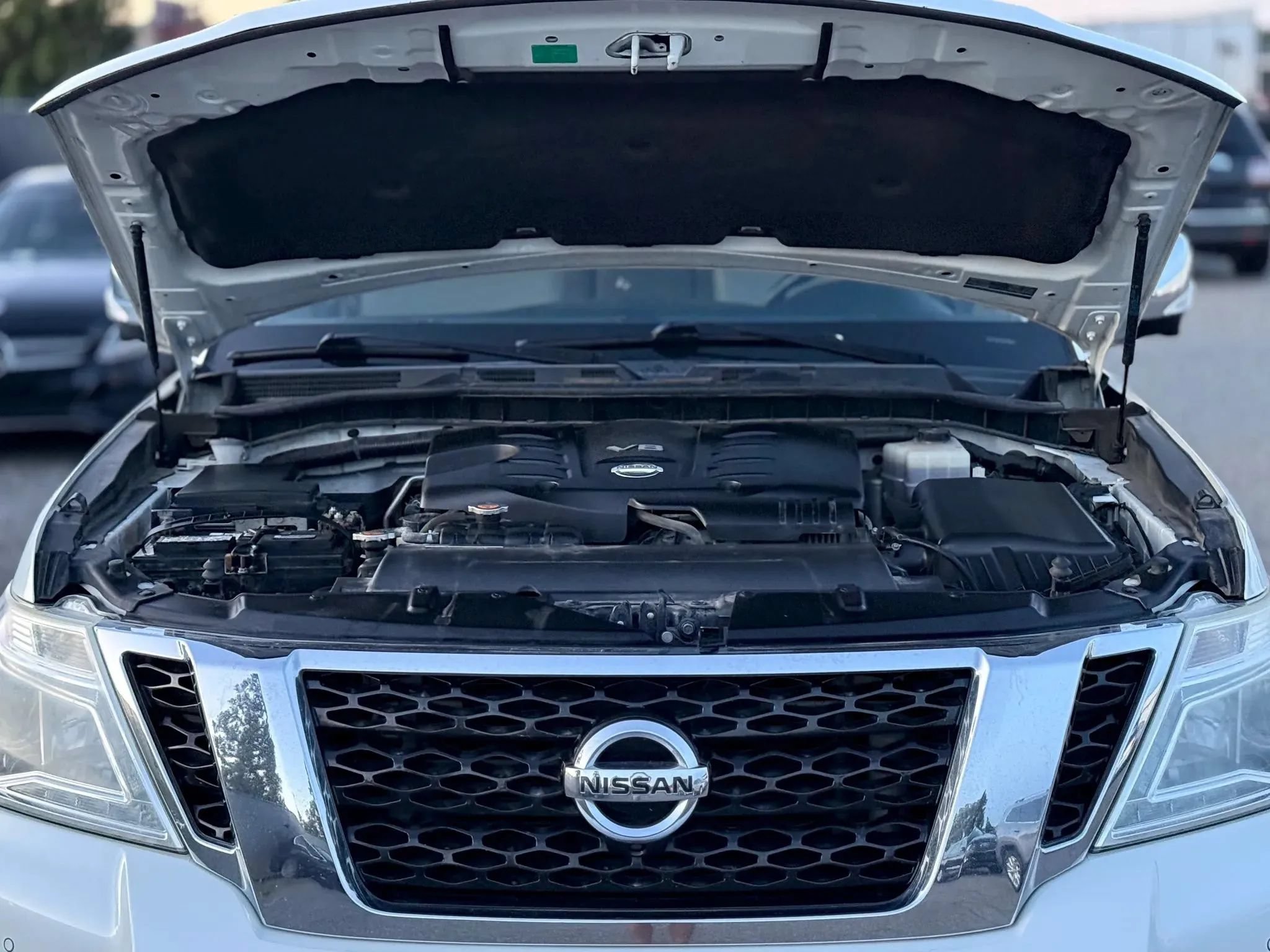 Used 2017 Nissan Armada Platinum RWD image 31
