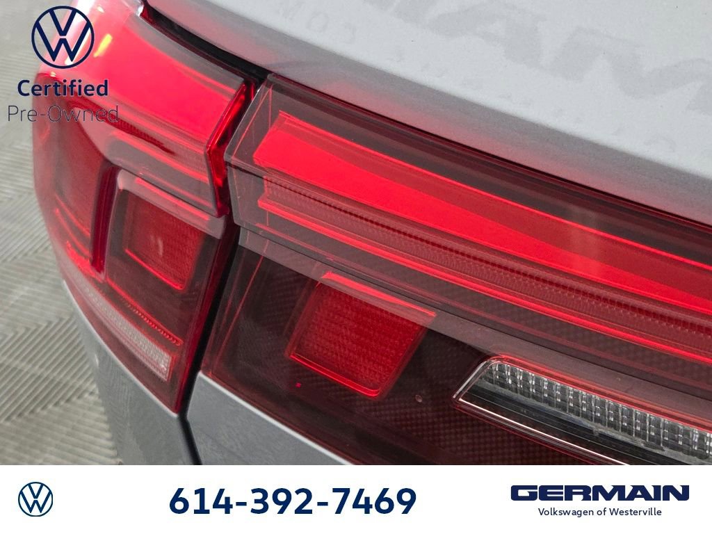 Used 2022 Volkswagen Tiguan SE R-Line image 15