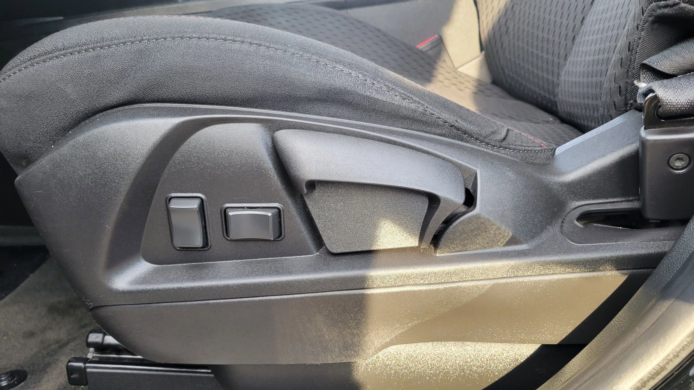 Used 2014 Chevrolet Equinox LS AWD/4WD image 14