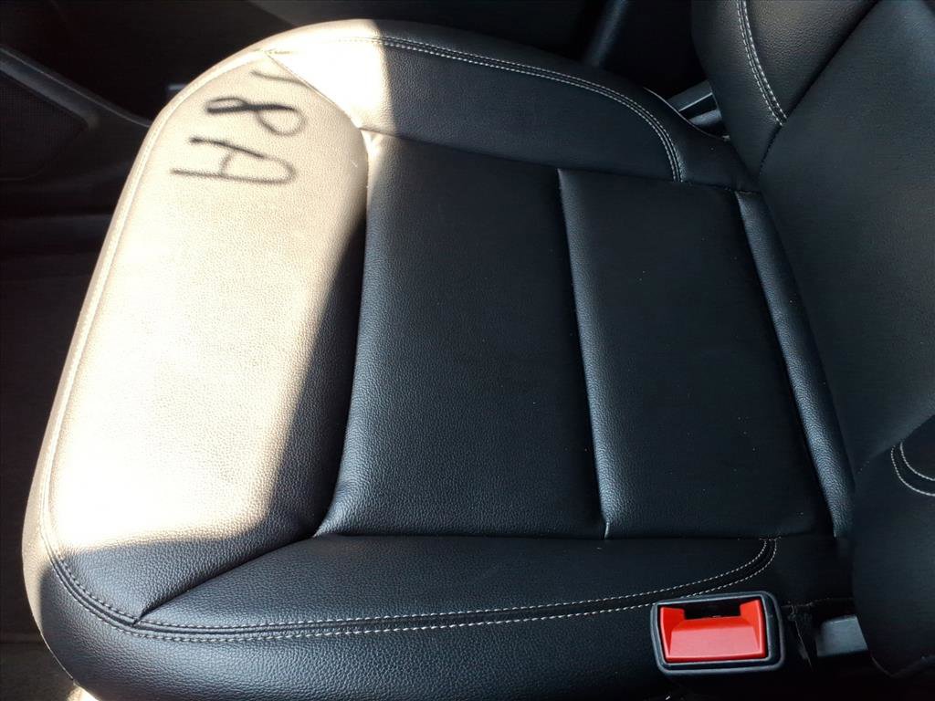 Used 2020 Ford Explorer XLT w/ Equipment Group 202A RWD image 26