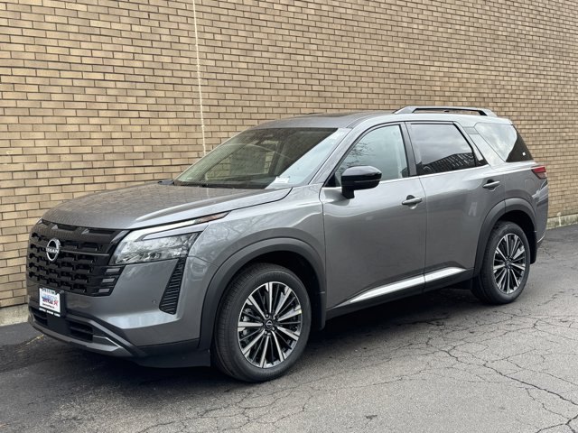 New 2026 Nissan Pathfinder Platinum AWD/4WD image 38