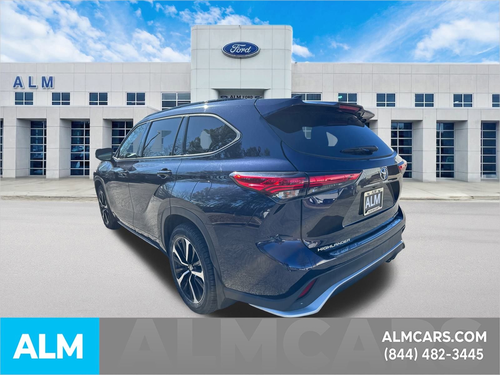 Used 2021 Toyota Highlander XSE image 8