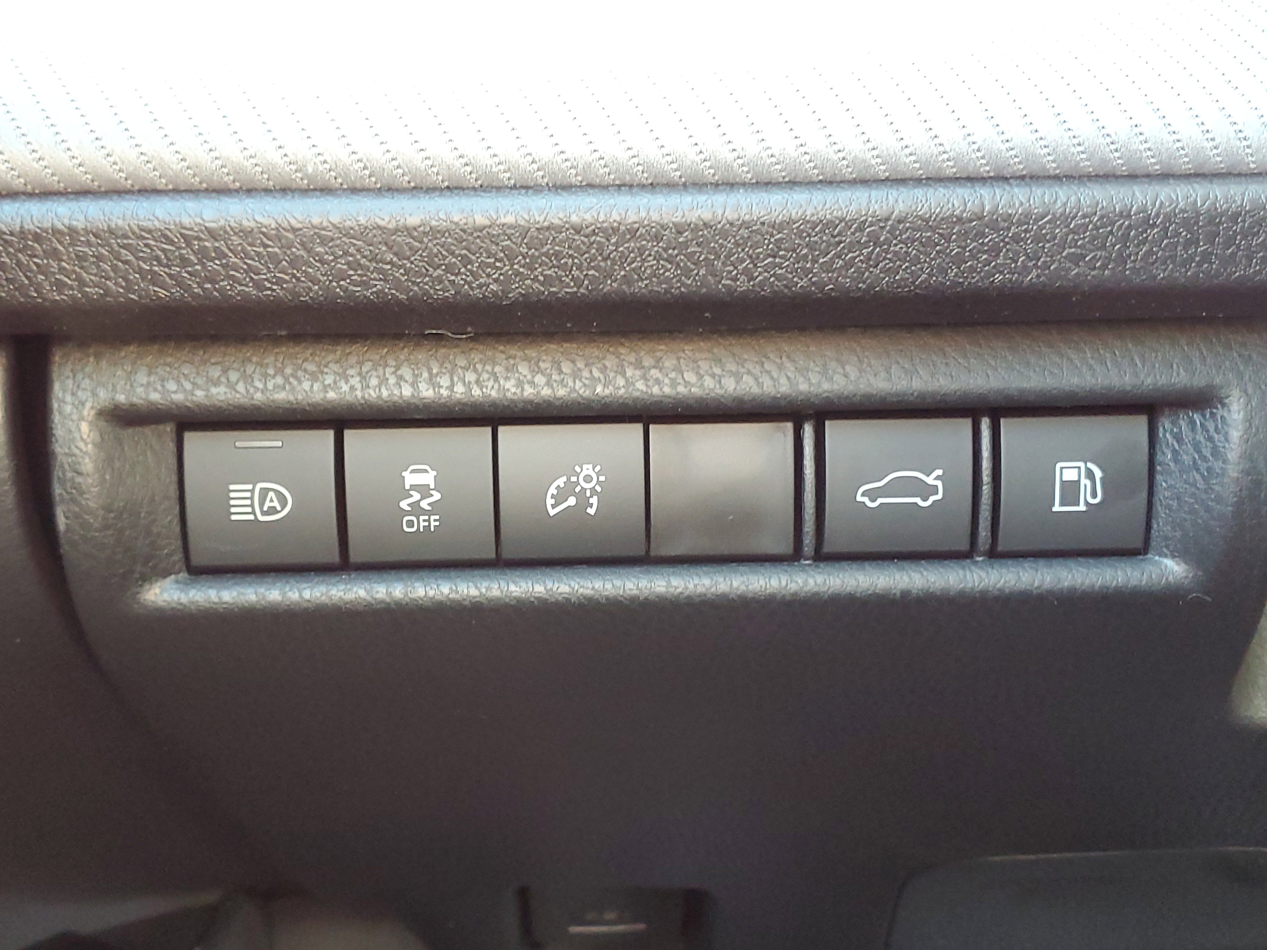 New 2026 Toyota Camry SE FWD image 33