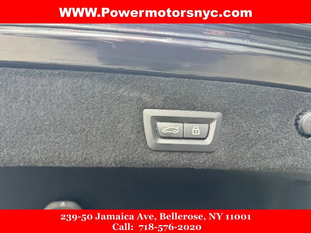 Used 2022 BMW 740i xDrive AWD/4WD image 30