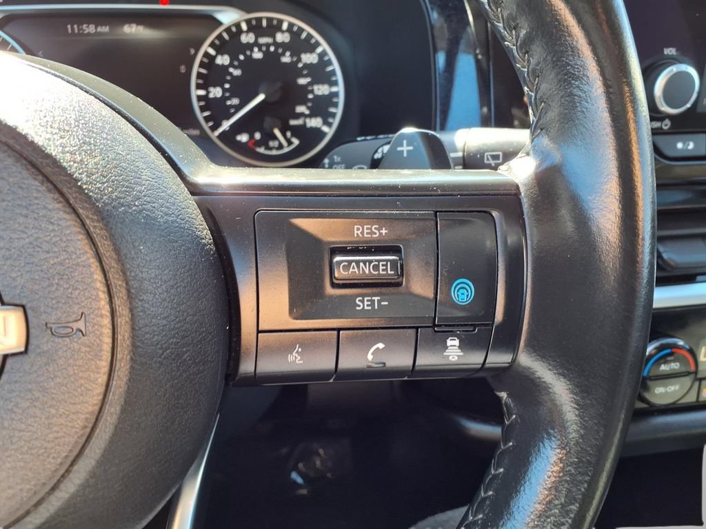 Used 2024 Nissan Pathfinder SV FWD image 14