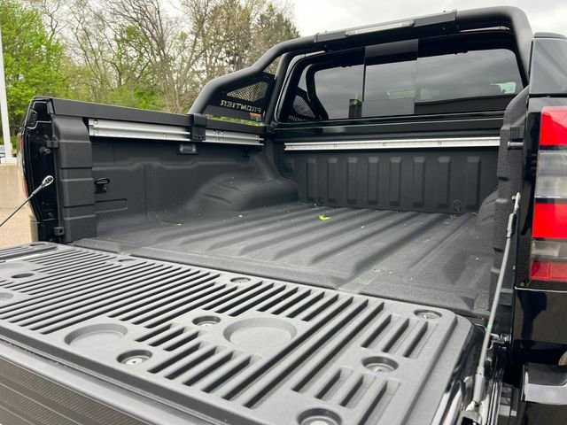 New 2025 Nissan Frontier PRO-4X w/ Pro Premium Package AWD/4WD image 9