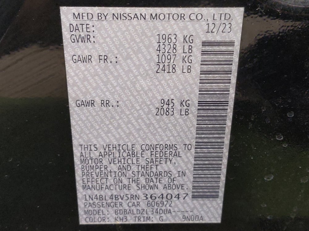 Used 2024 Nissan Altima 2.5 S FWD image 33