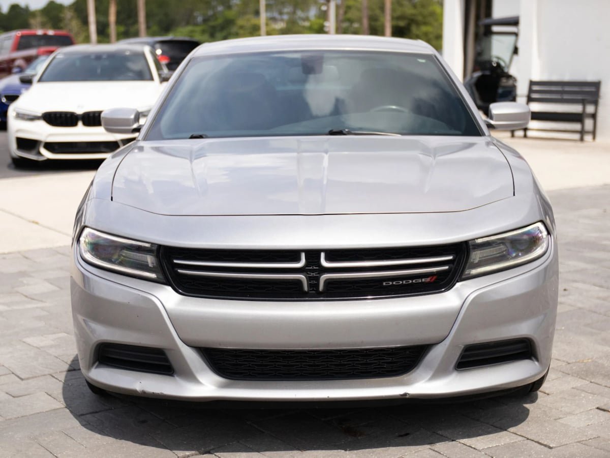 Used 2016 Dodge Charger SE w/ Popular Equipment Group RWD image 4