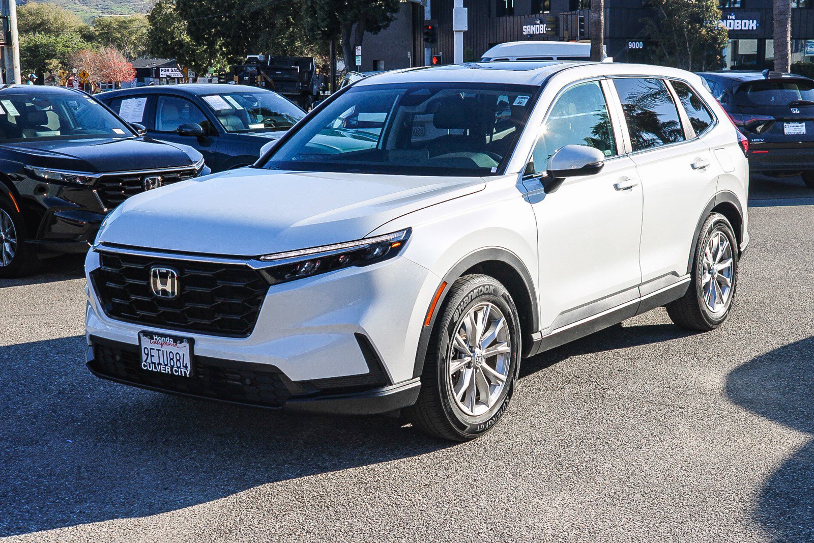 Used 2023 Honda CR-V EX-L image 3