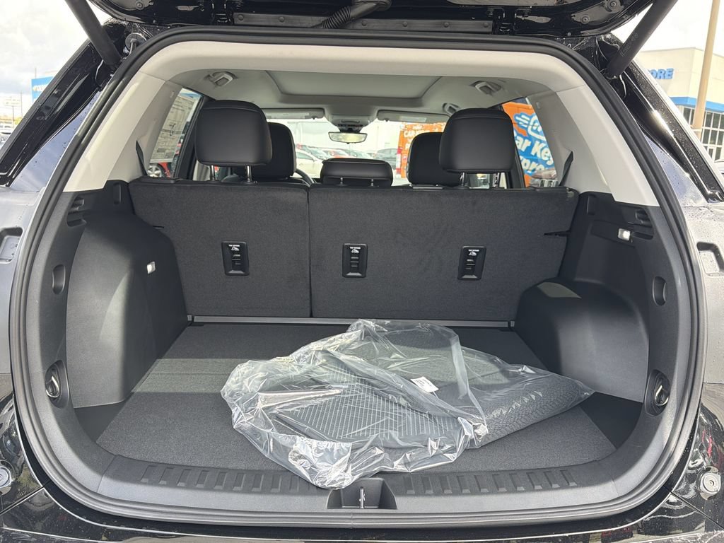 New 2026 GMC Terrain Denali AWD/4WD image 18